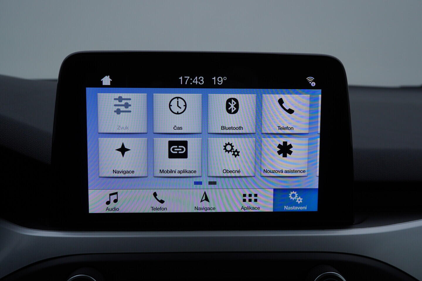 OV190V09168_29.webp_FOCUS Business 1.0  92 kW manuál, DPH