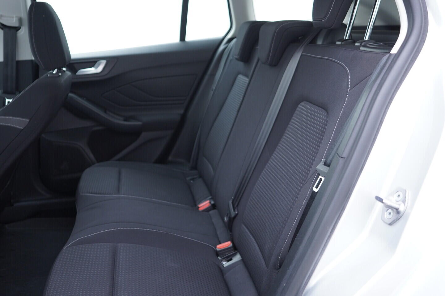 OV190V09168_39.webp_FOCUS Business 1.0  92 kW manuál, DPH