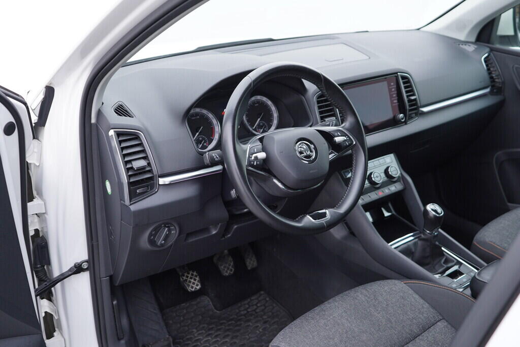 OV190V09169_21.webp_KAROQ Ambition 2.0 TDI 85 kW manuál, DPH