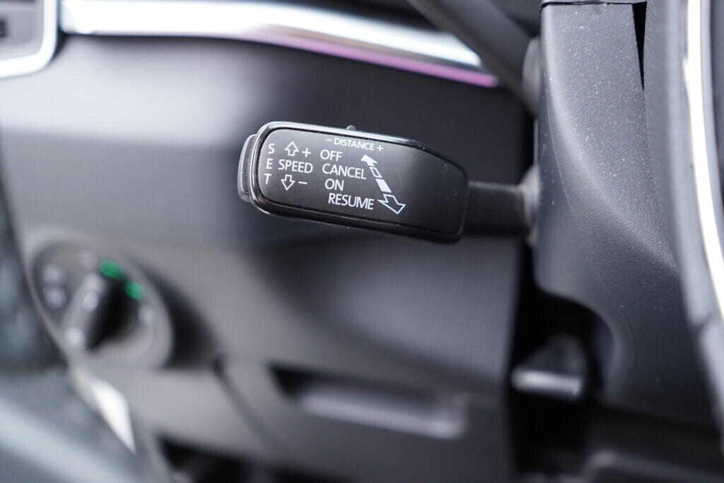 OV190V09169_24.webp_KAROQ Ambition 2.0 TDI 85 kW manuál, DPH