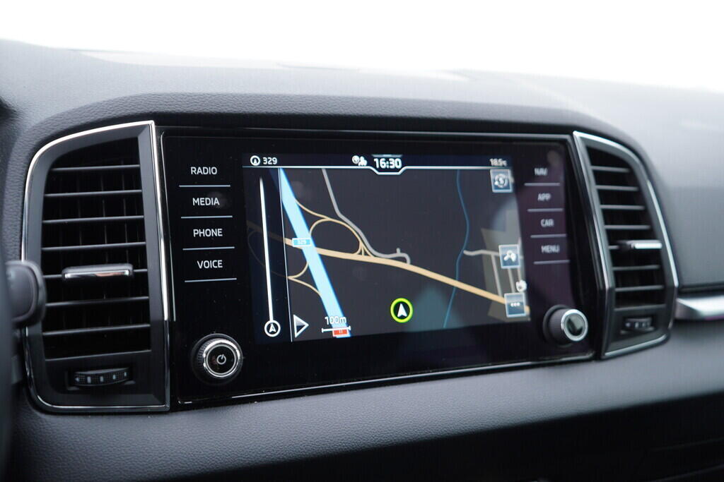 OV190V09169_31.webp_KAROQ Ambition 2.0 TDI 85 kW manuál, DPH