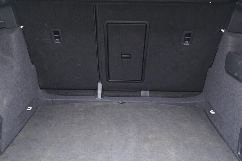 OV190V09169_38.webp_KAROQ Ambition 2.0 TDI 85 kW manuál, DPH