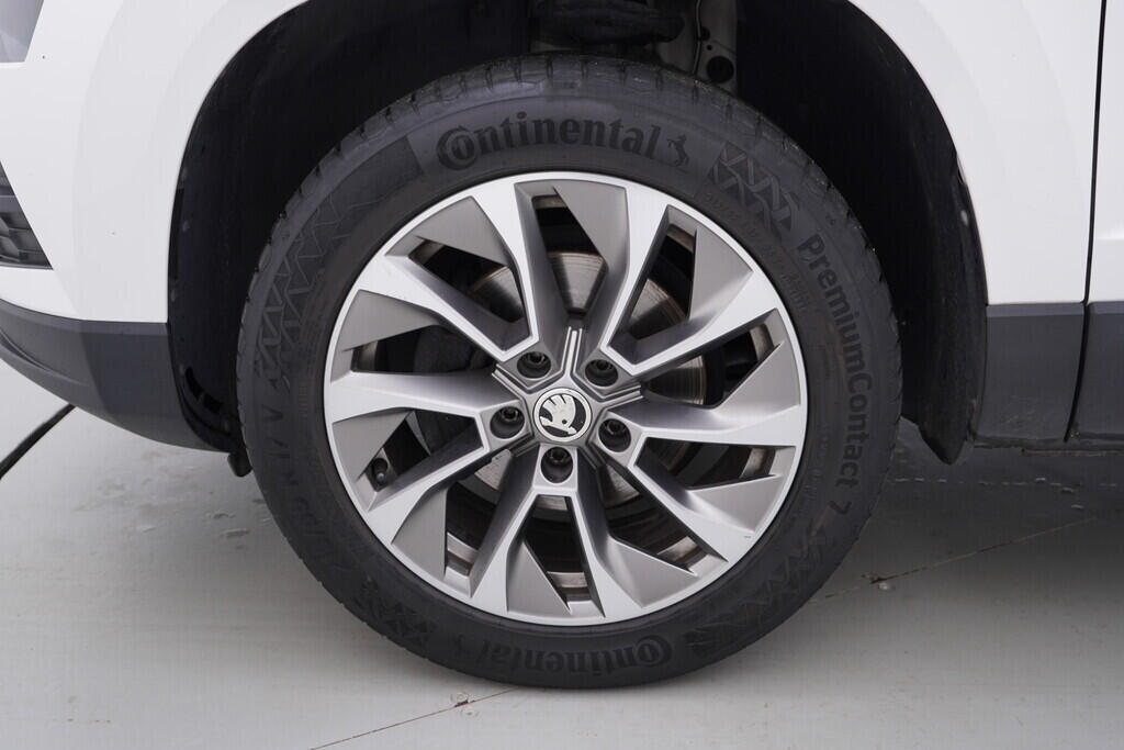 OV190V09169_42.webp_KAROQ Ambition 2.0 TDI 85 kW manuál, DPH