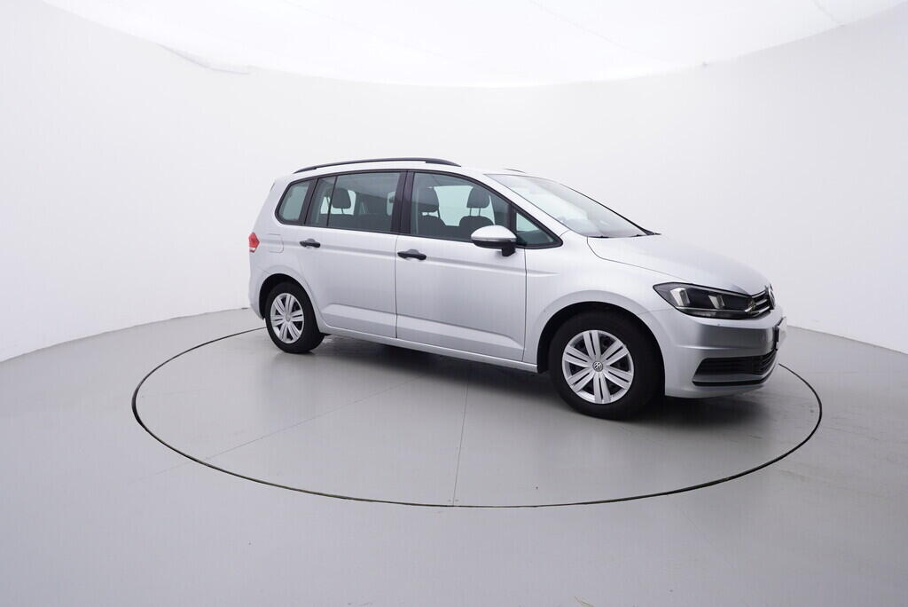 OV190V09171_16.webp_TOURAN Trendline  1.4 TSI 110 kW manuál