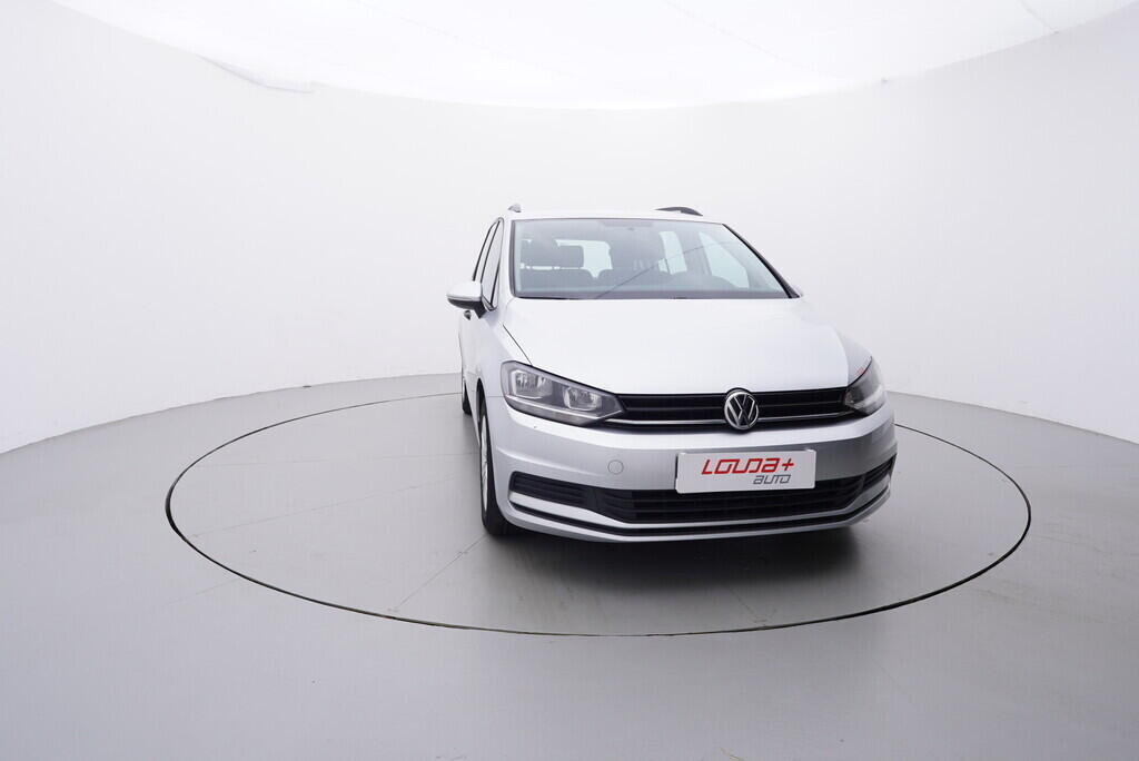 OV190V09171_17.webp_TOURAN Trendline  1.4 TSI 110 kW manuál