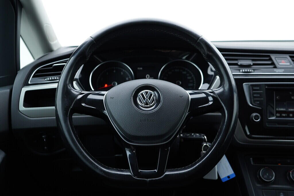 OV190V09171_28.webp_TOURAN Trendline  1.4 TSI 110 kW manuál