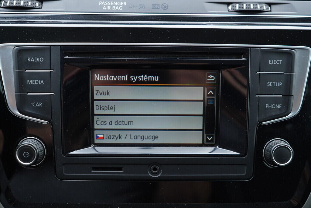 OV190V09171_31.webp_TOURAN Trendline  1.4 TSI 110 kW manuál