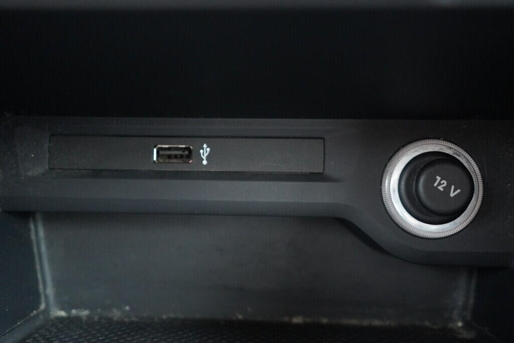 OV190V09171_33.webp_TOURAN Trendline  1.4 TSI 110 kW manuál