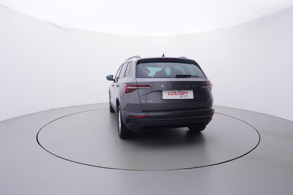 OV190V09177_13.webp_KAROQ Ambition 1.5 TSI 110 kW manuál, DPH