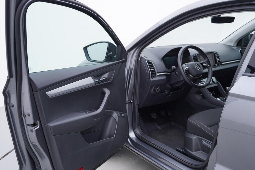 OV190V09177_18.webp_KAROQ Ambition 1.5 TSI 110 kW manuál, DPH