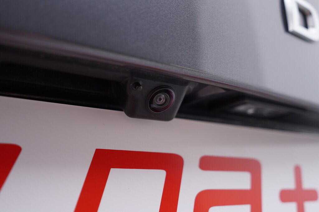 OV190V09177_43.webp_KAROQ Ambition 1.5 TSI 110 kW manuál, DPH