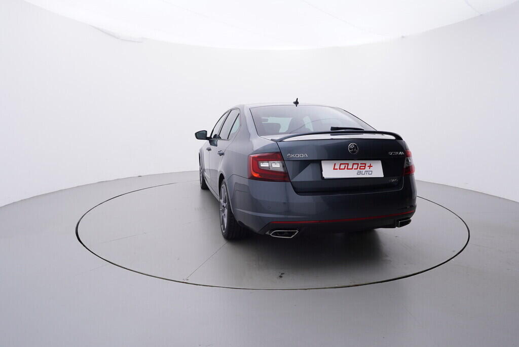 OV190V09178_13.webp_OCTAVIA RS 2.0 TDI 135 kW automat, DPH