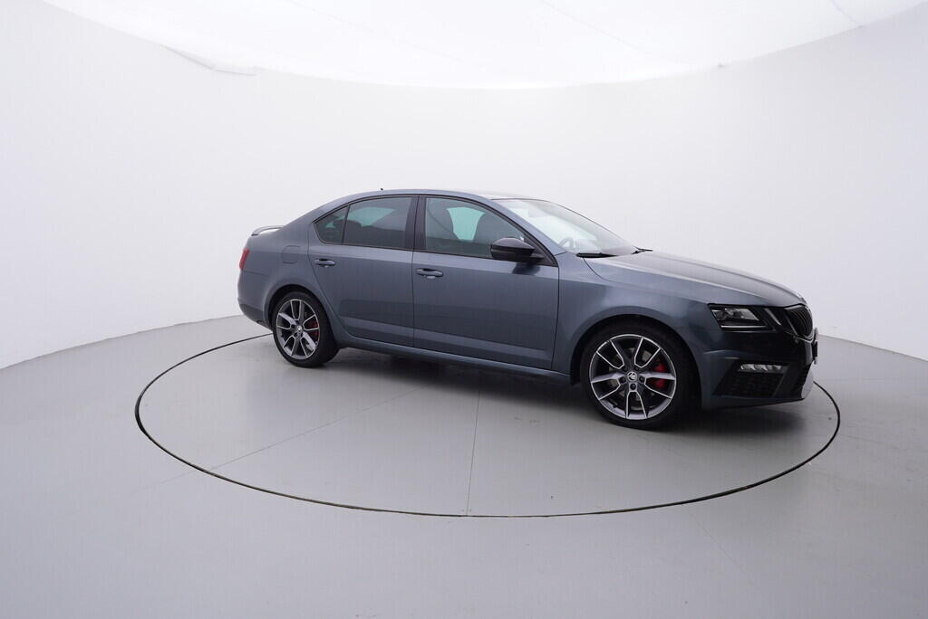 OV190V09178_16.webp_OCTAVIA RS 2.0 TDI 135 kW automat, DPH