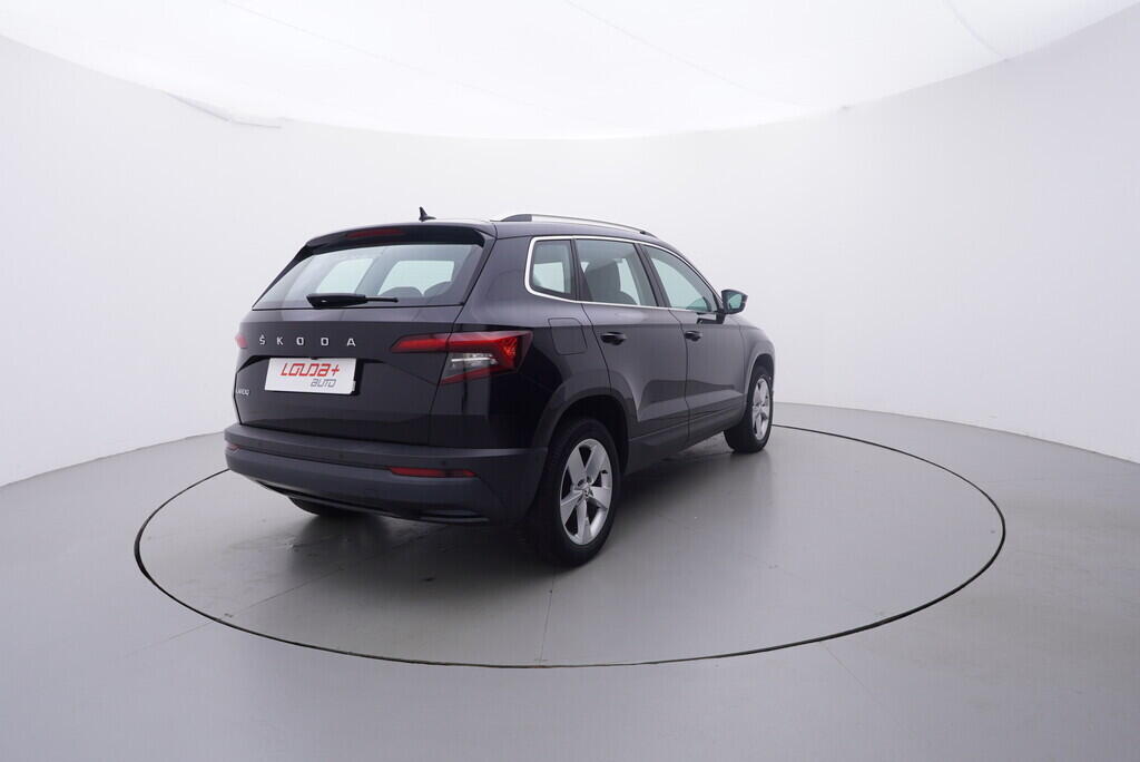 OV190V09180_14.webp_KAROQ Style Plus 1.0 TSI 81 kW manuál, DPH