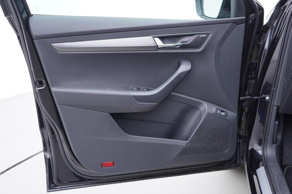 OV190V09180_19.webp_KAROQ Style Plus 1.0 TSI 81 kW manuál, DPH