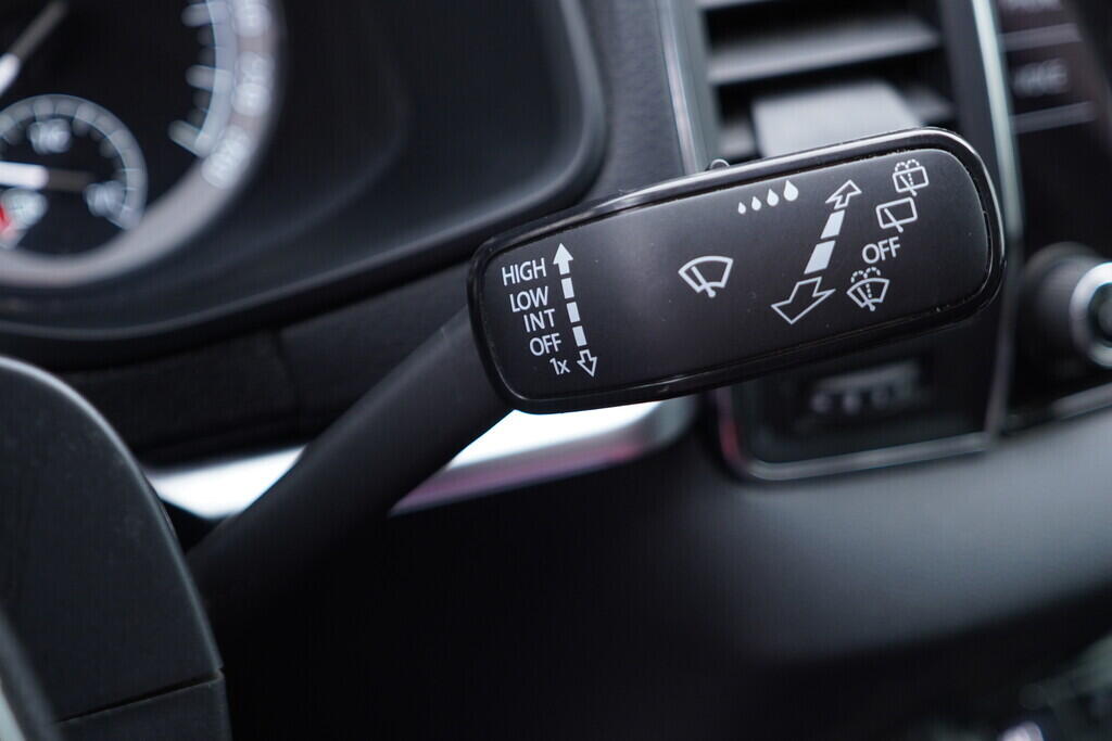 OV190V09180_26.webp_KAROQ Style Plus 1.0 TSI 81 kW manuál, DPH