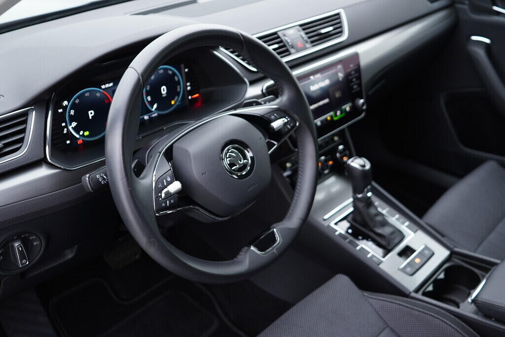 OV190V09182_21.webp_SUPERB Style 2.0 TDI 110 kW automat, DPH