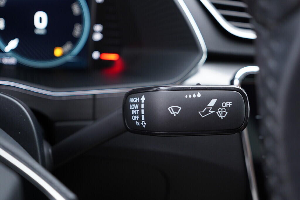 OV190V09182_25.webp_SUPERB Style 2.0 TDI 110 kW automat, DPH