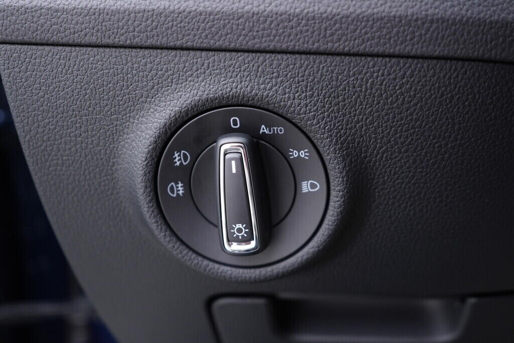 OV190V09182_28.webp_SUPERB Style 2.0 TDI 110 kW automat, DPH