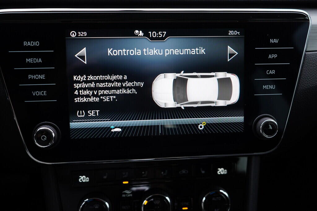 OV190V09182_33.webp_SUPERB Style 2.0 TDI 110 kW automat, DPH