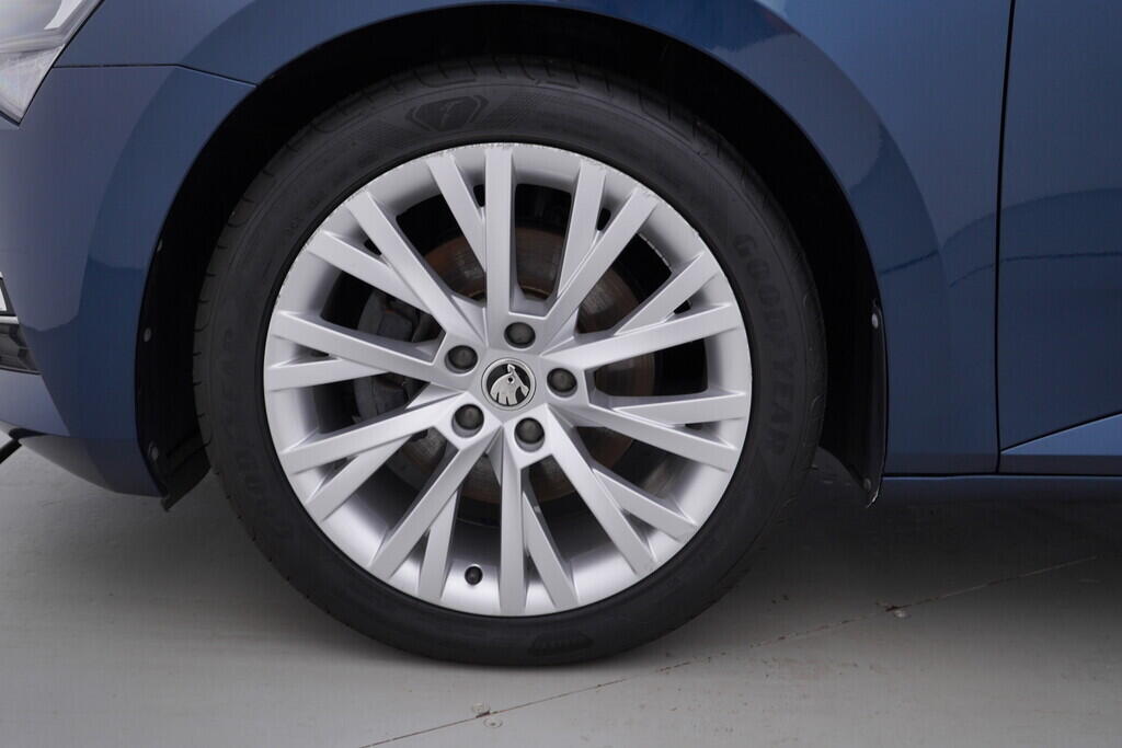 OV190V09182_46.webp_SUPERB Style 2.0 TDI 110 kW automat, DPH