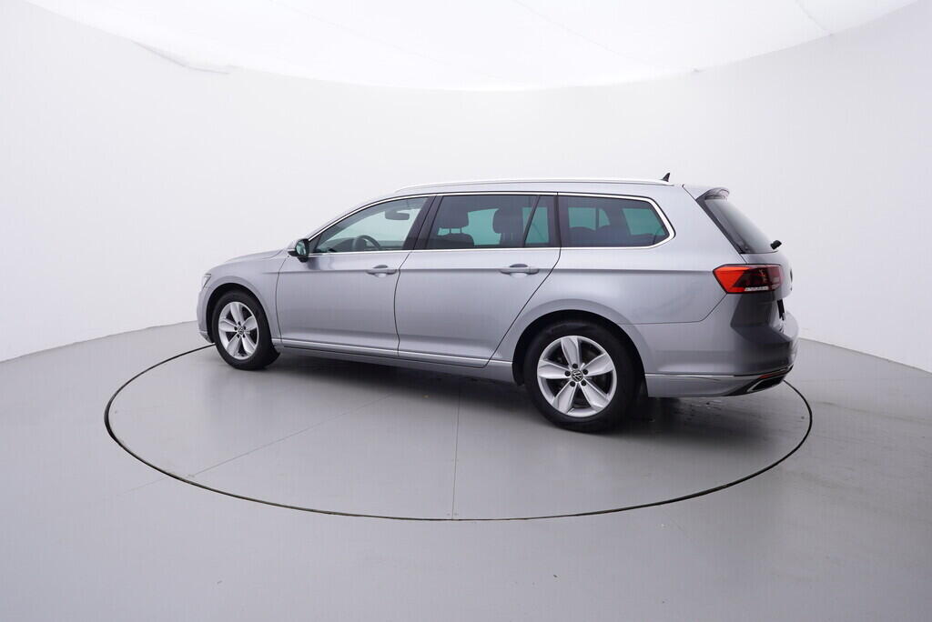 OV190V09183_12.webp_PASSAT VARIANT Elegance 2.0 TDI 110 kW automat, DPH