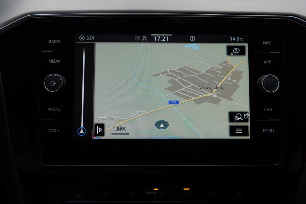 OV190V09183_34.webp_PASSAT VARIANT Elegance 2.0 TDI 110 kW automat, DPH