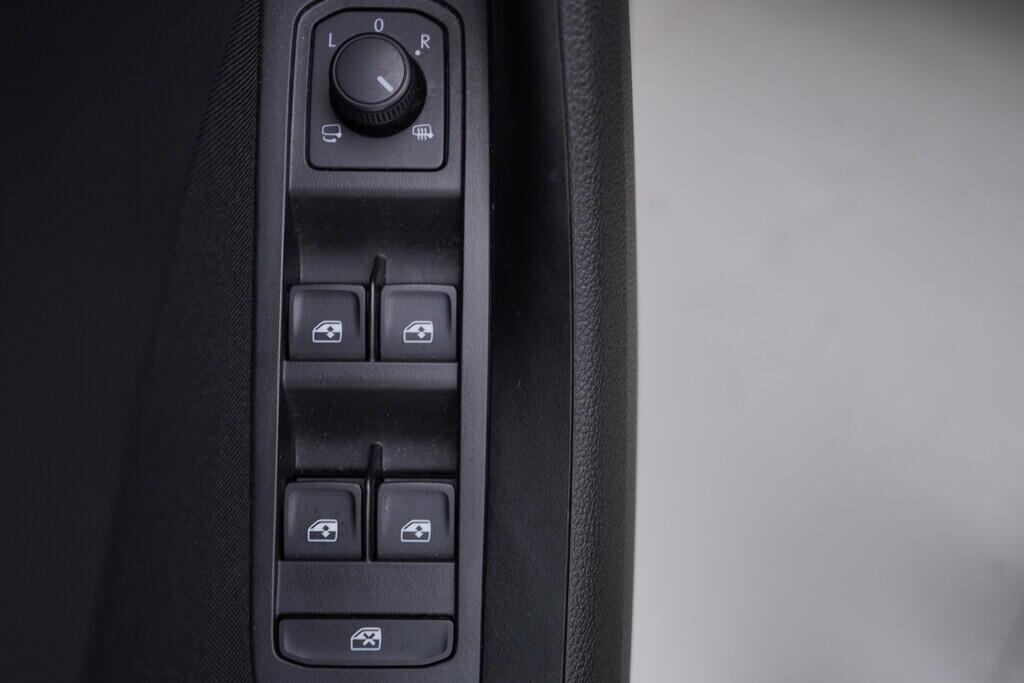 OV190V09189_20.webp_KAMIQ Monte Carlo 1.0 TSI 81 kW automat, DPH
