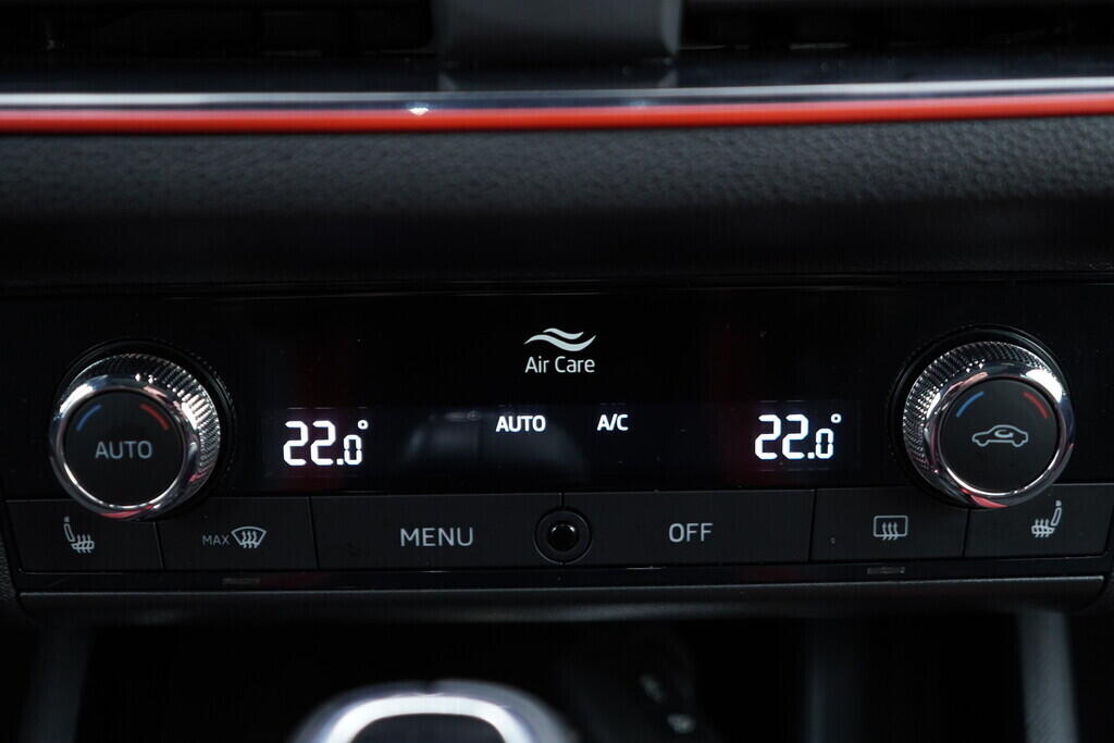OV190V09189_33.webp_KAMIQ Monte Carlo 1.0 TSI 81 kW automat, DPH