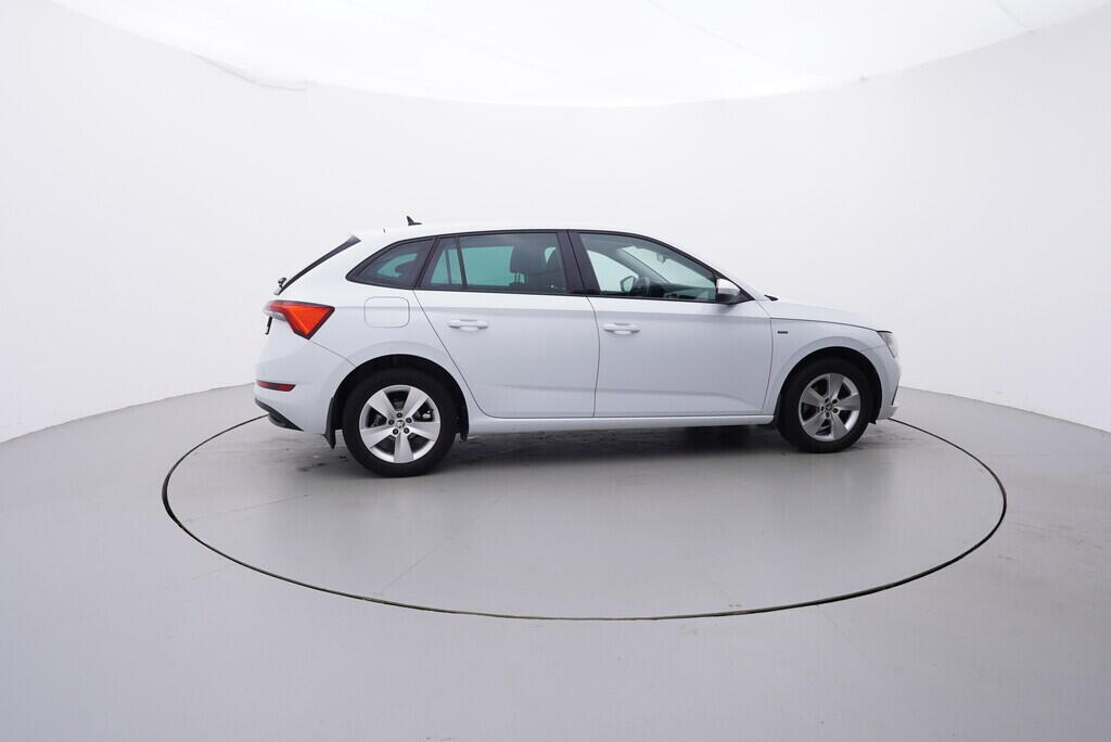 OV190V09197_15.webp_SCALA Drive 1.5 TSI 110 kW manuál