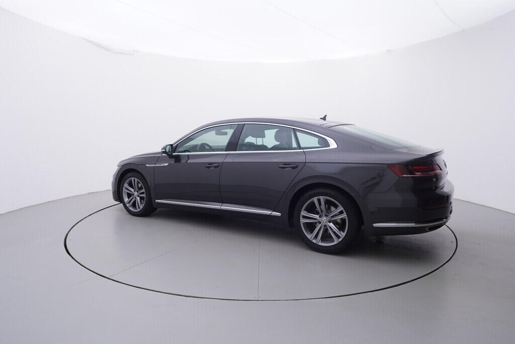 OV190V09203_12.webp_ARTEON R-Line 2.0 TSI 140 kW automat