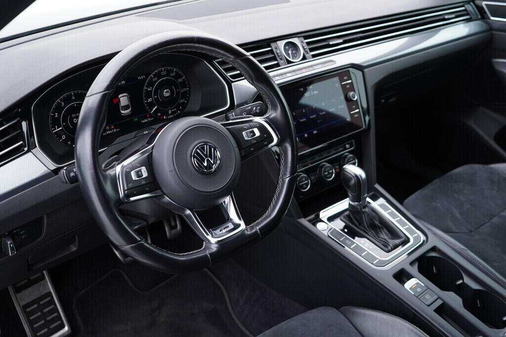 OV190V09203_23.webp_ARTEON R-Line 2.0 TSI 140 kW automat