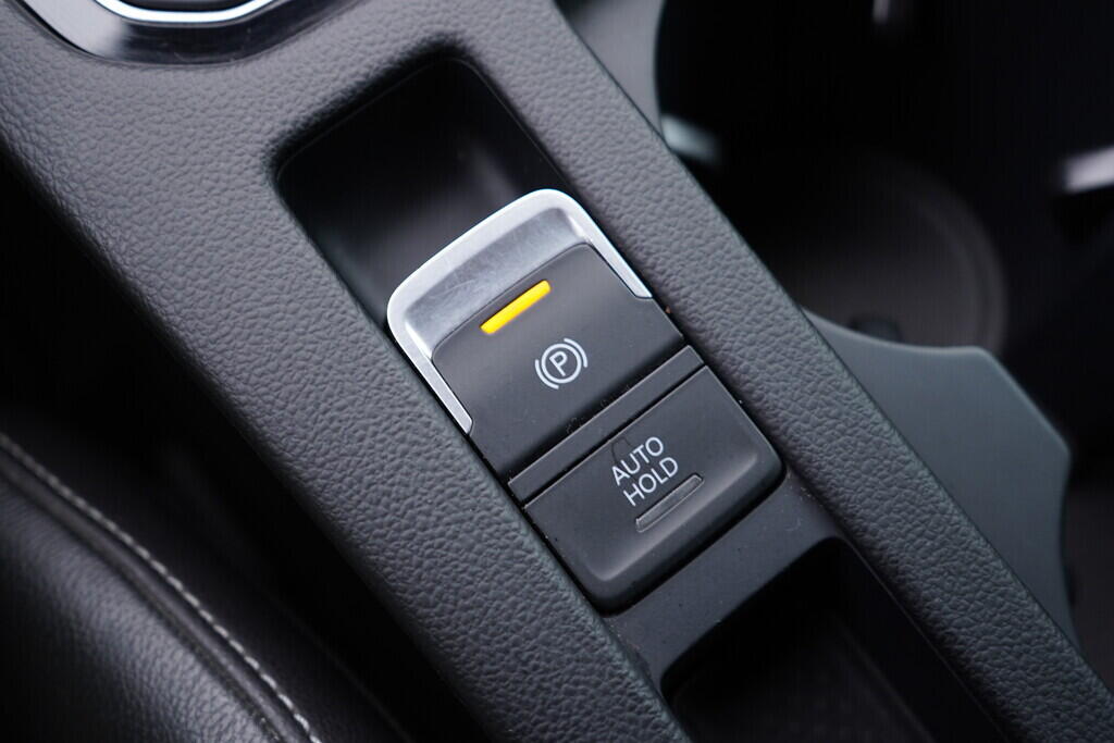 OV190V09203_39.webp_ARTEON R-Line 2.0 TSI 140 kW automat