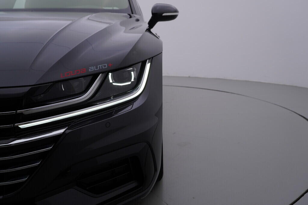 OV190V09203_46.webp_ARTEON R-Line 2.0 TSI 140 kW automat