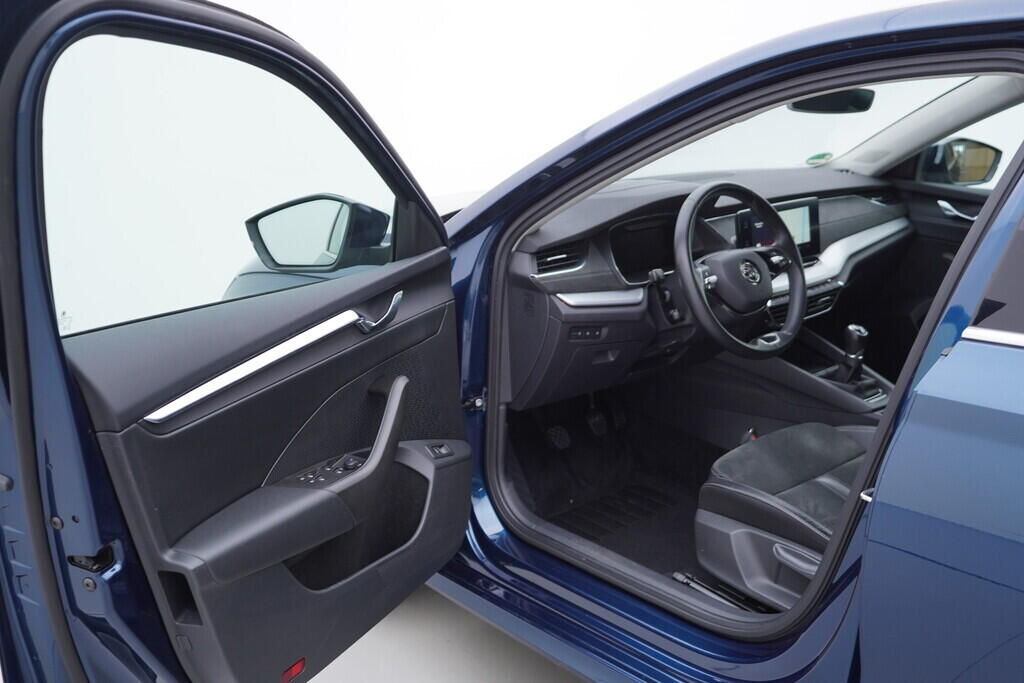 OV190V09204_18.webp_OCTAVIA Style Plus 1.5 TSI 110 kW manuál