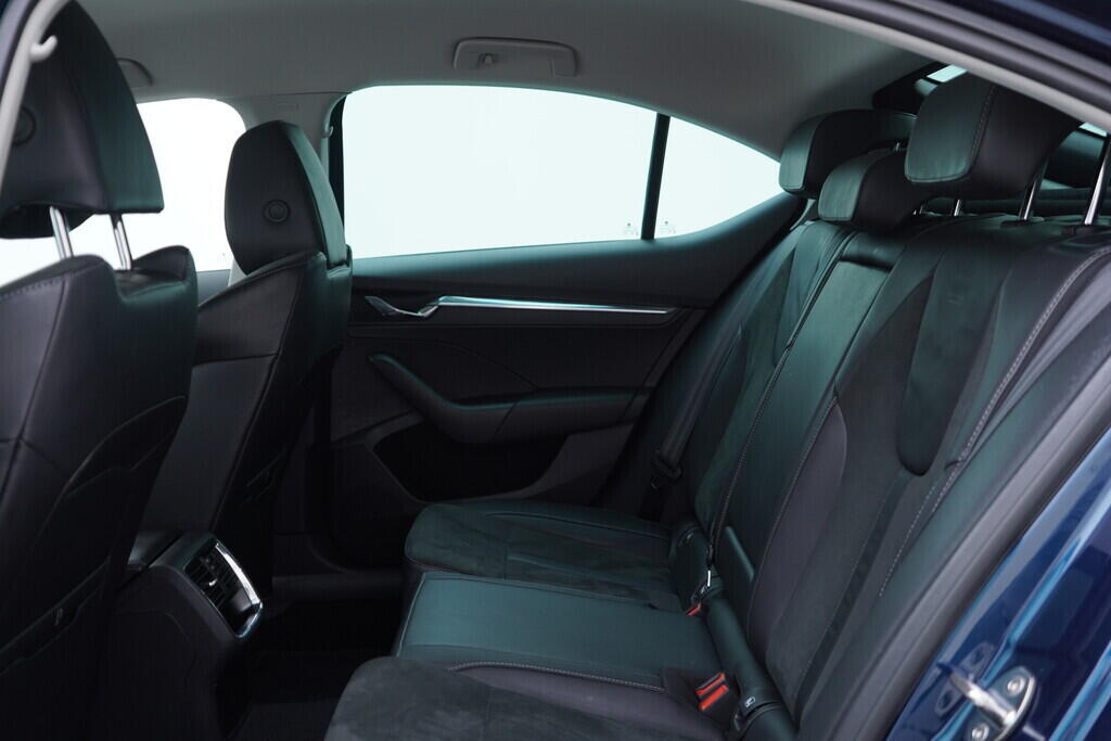 OV190V09204_38.webp_OCTAVIA Style Plus 1.5 TSI 110 kW manuál