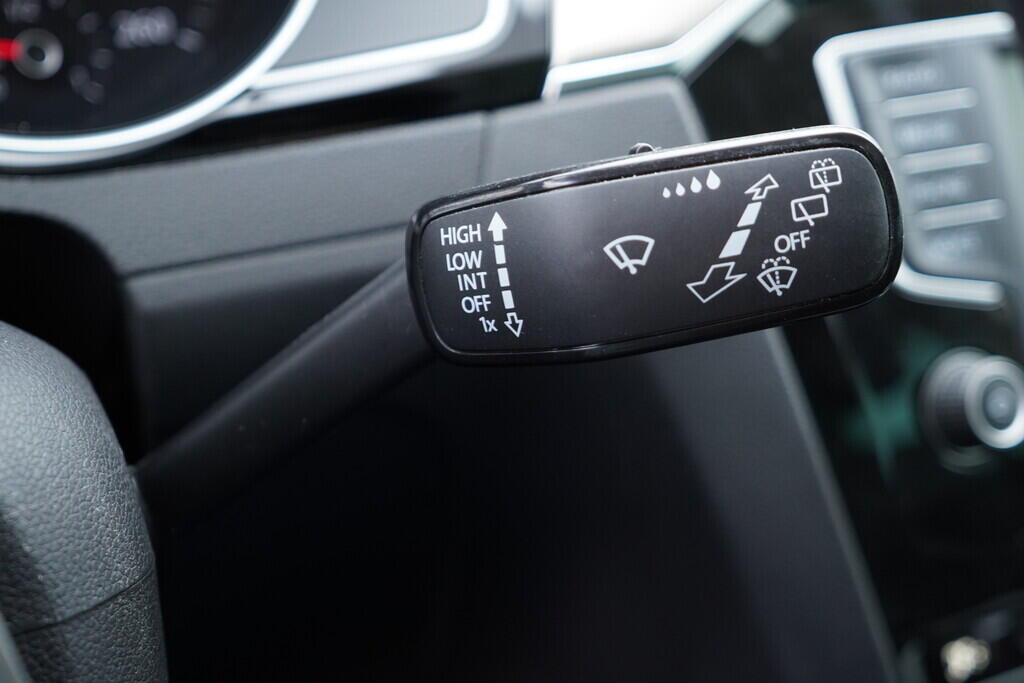 OV190V09205_27.webp_PASSAT VARIANT Highline 1.5 TSI 110 kW automat