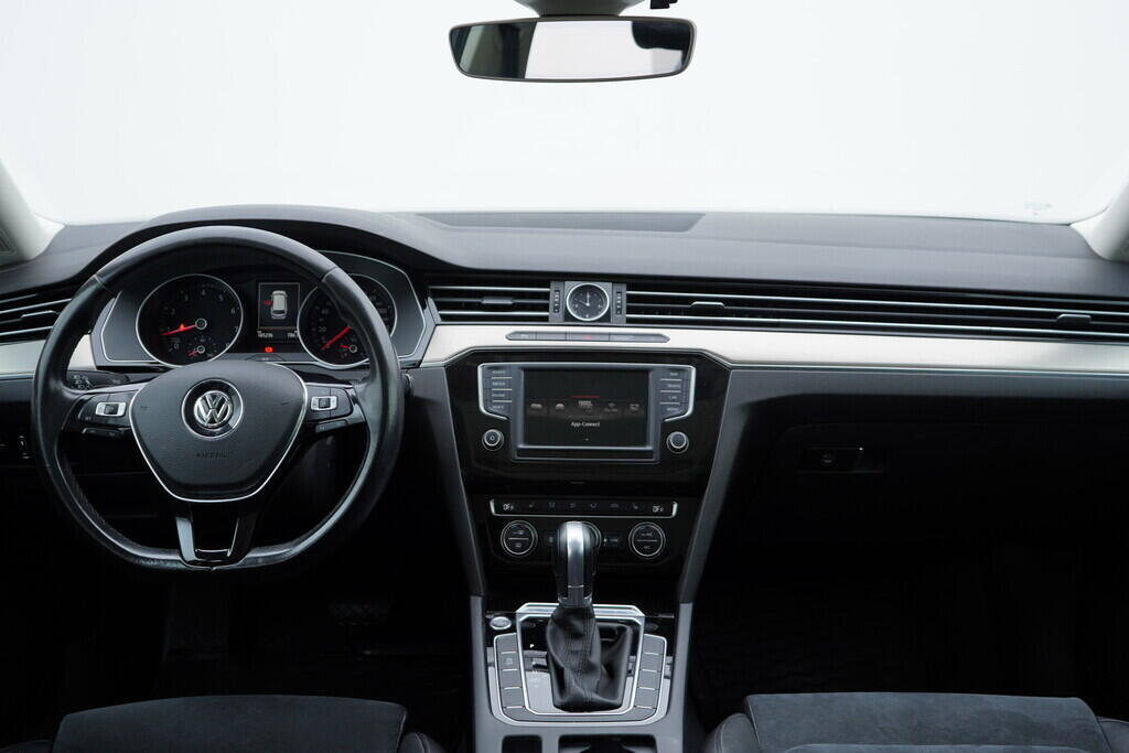 OV190V09205_28.webp_PASSAT VARIANT Highline 1.5 TSI 110 kW automat