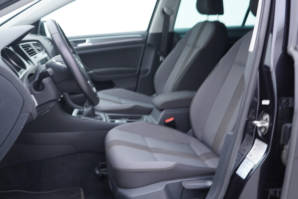 OV190V09206_22.webp_GOLF Allstar 1.4 TSI 110 kW manuál