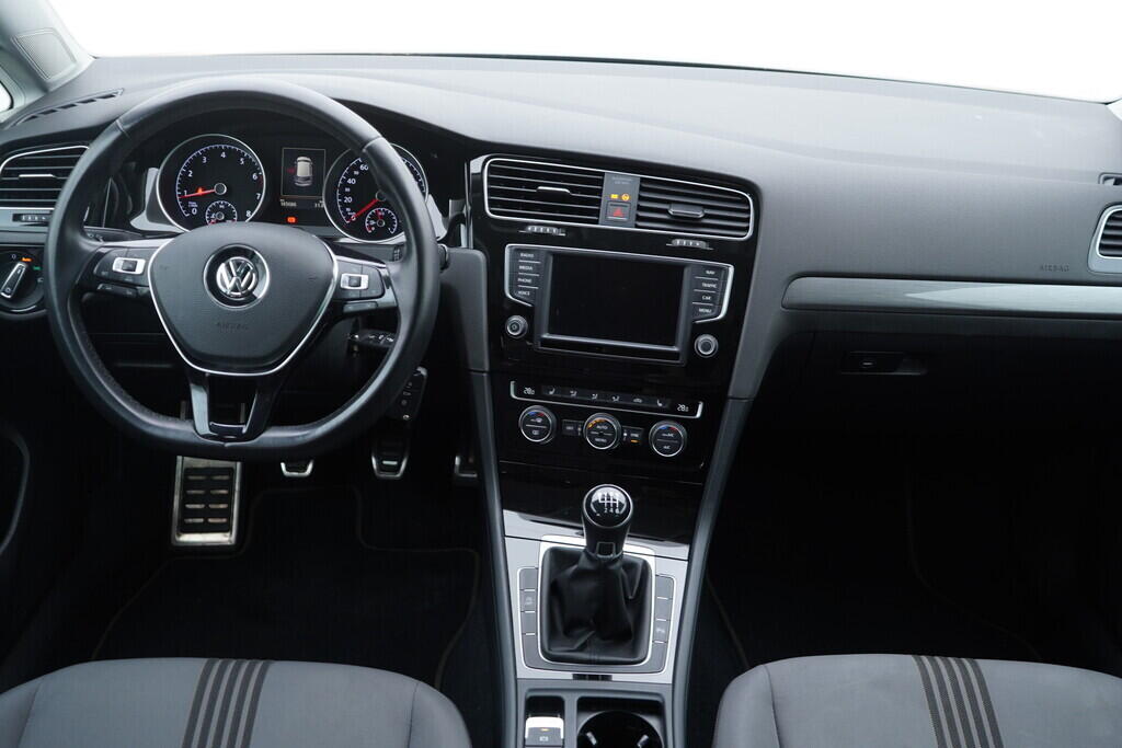 OV190V09206_25.webp_GOLF Allstar 1.4 TSI 110 kW manuál