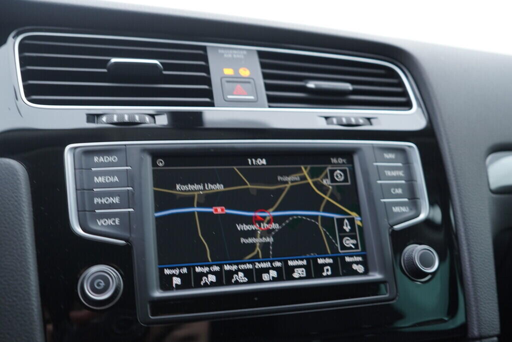 OV190V09206_30.webp_GOLF Allstar 1.4 TSI 110 kW manuál