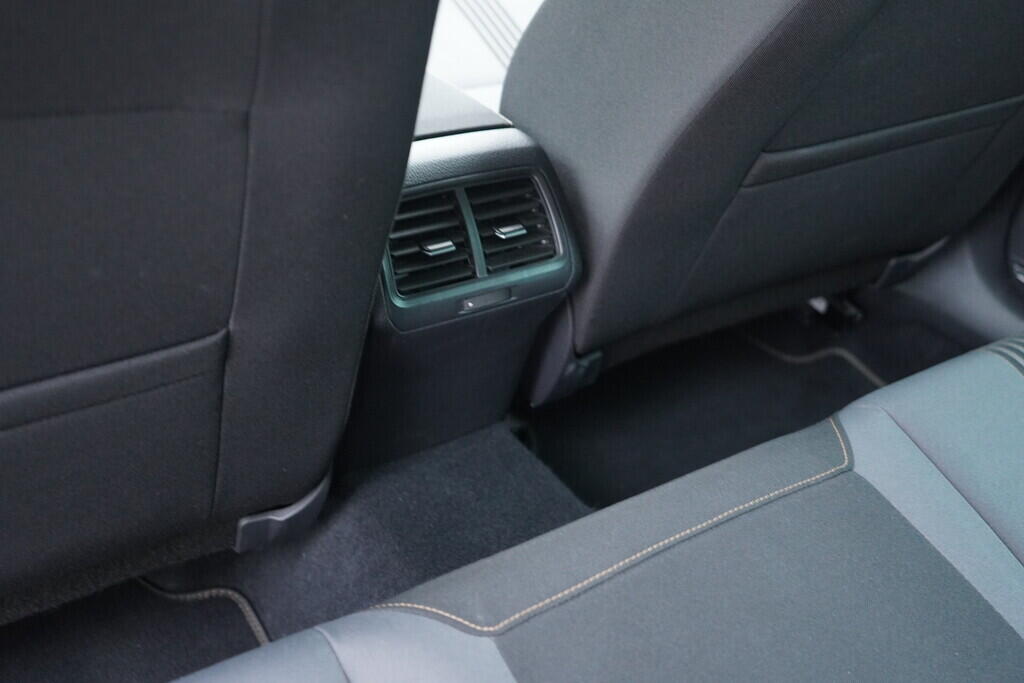 OV190V09206_34.webp_GOLF Allstar 1.4 TSI 110 kW manuál