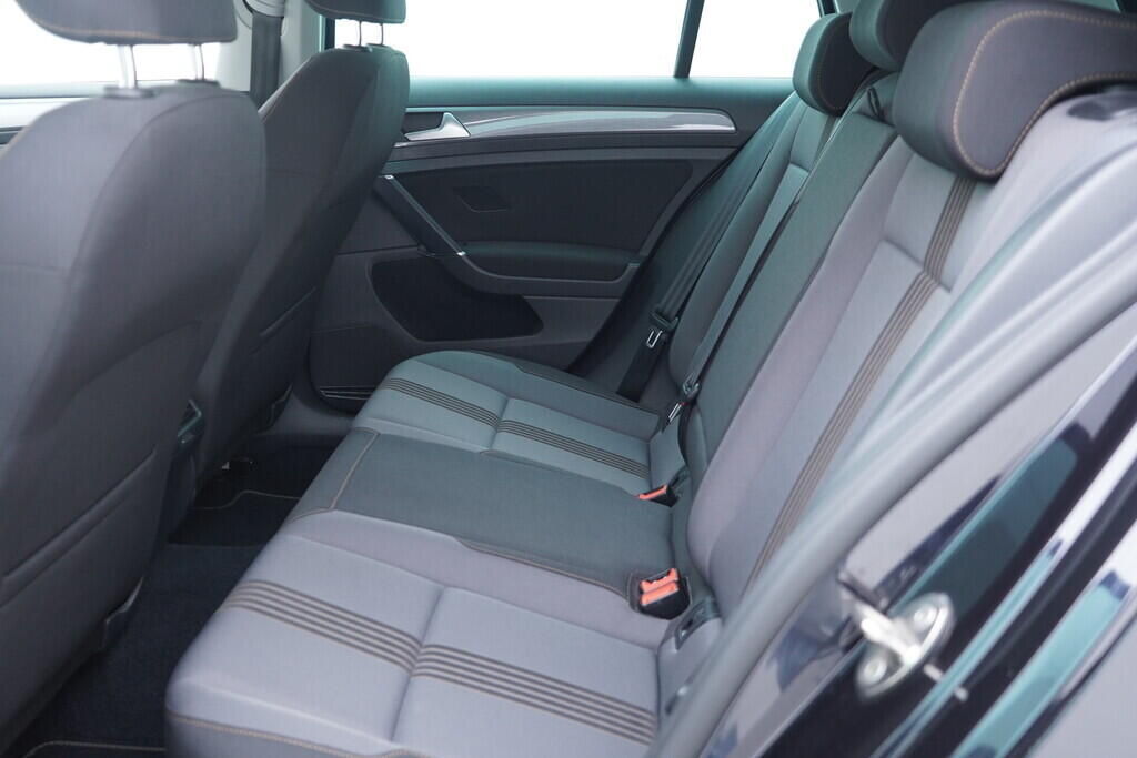 OV190V09206_35.webp_GOLF Allstar 1.4 TSI 110 kW manuál