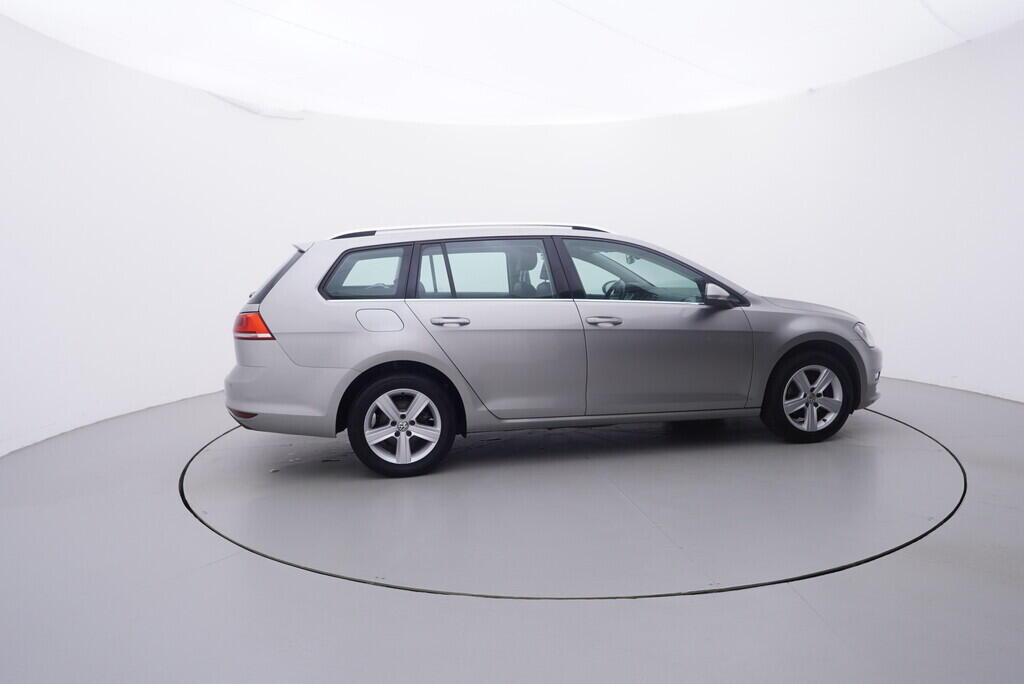 OV190V09207_15.webp_GOLF Highline 1.4 TSI 110 kW manuál