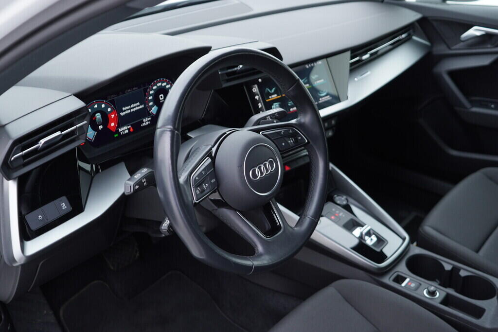 OV190V09208_22.webp_A3 SPORTBACK  1.5 TSI 110 kW automat