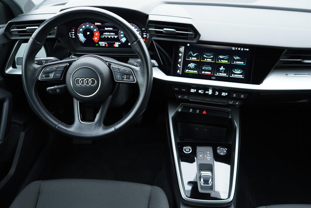 OV190V09208_30.webp_A3 SPORTBACK  1.5 TSI 110 kW automat