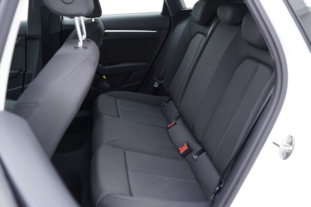OV190V09208_43.webp_A3 SPORTBACK  1.5 TSI 110 kW automat