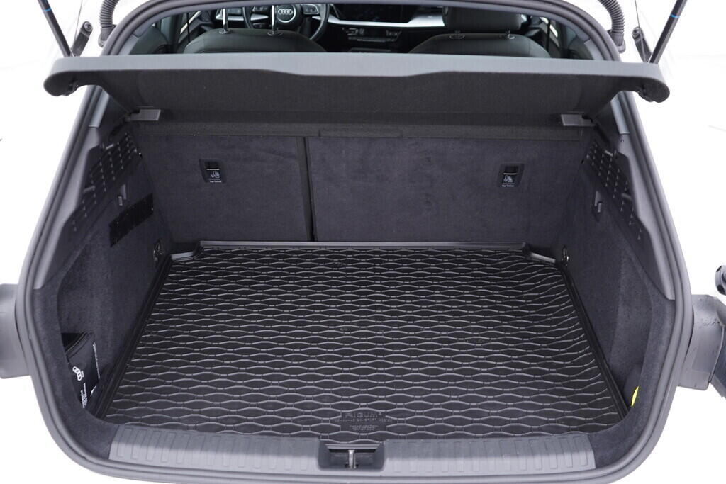 OV190V09208_44.webp_A3 SPORTBACK  1.5 TSI 110 kW automat