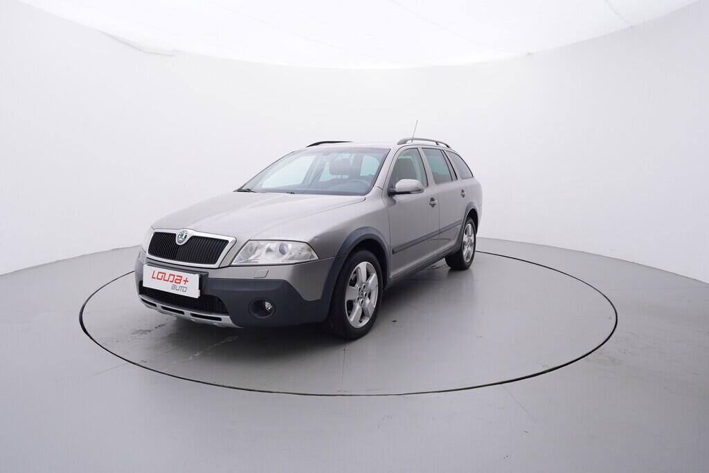 OV190V09209_10.webp_OCTAVIA Scout 2.0 TDI 103 kW manuál