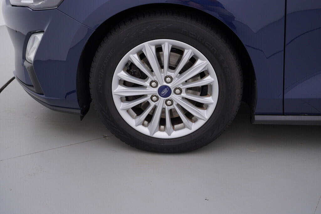 OV190V09210_46.webp_FOCUS Titanium 2.0 EcoBlue 110 kW manuál